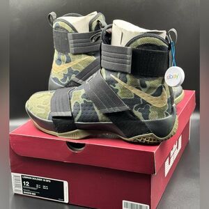 Nike Zoom LeBron Soldier 10 'Army Camo'
